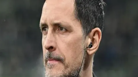 墨尔本城与麦克阿瑟强强联手，谱写辉煌篇章！神秘利器助你征服之巅！